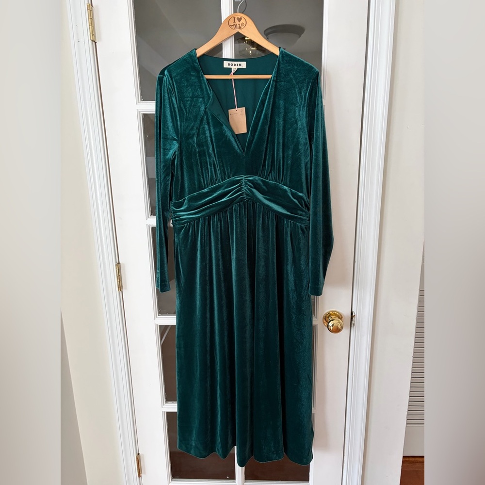 Boden Tilda Velvet Midi Dress - Size 14 - NWT - botanical garden green - Picture 2 of 8